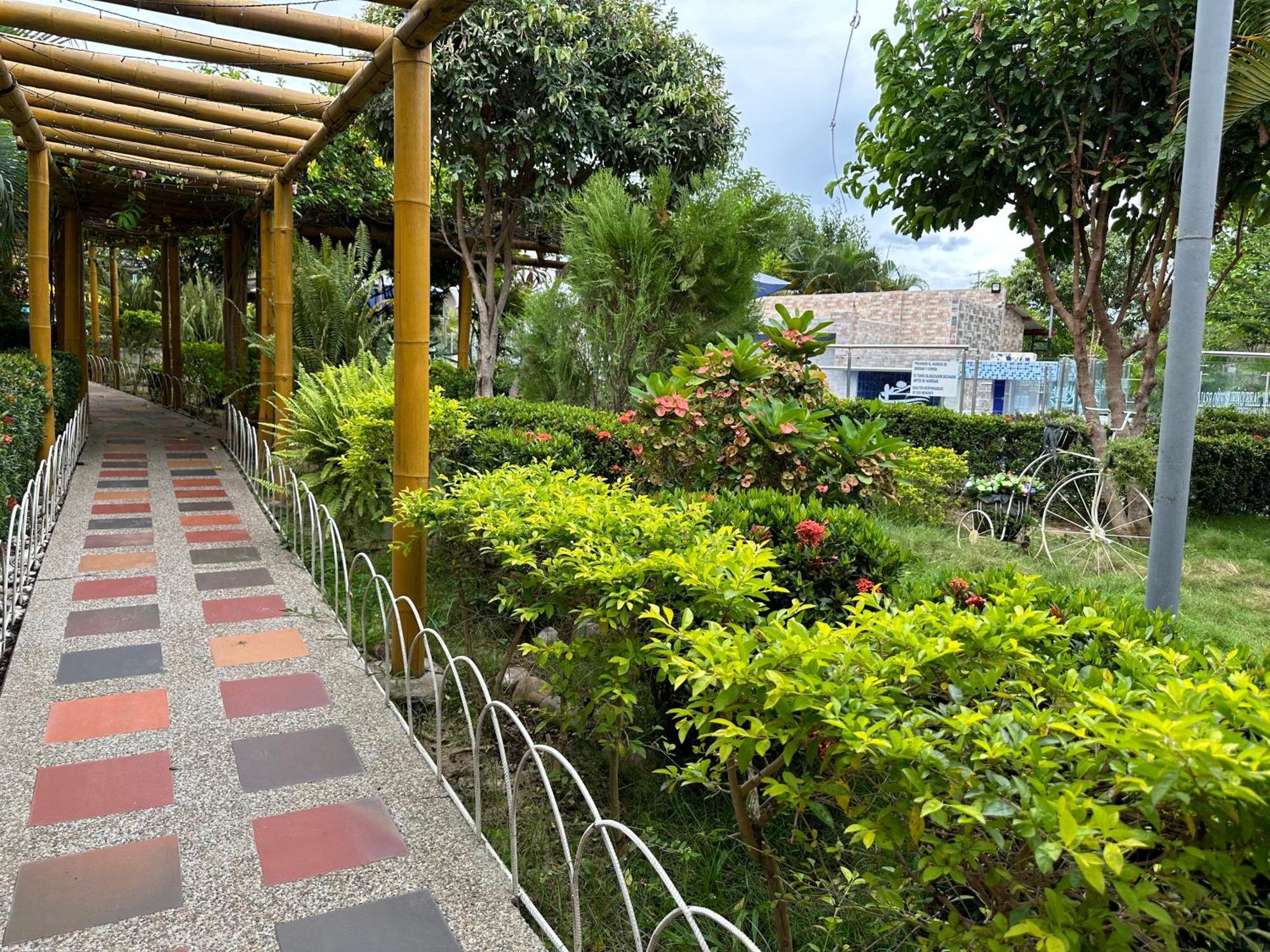 Hotel HV Sueño Real Tatacoa Villavieja Exterior foto
